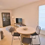 *grand T3*lumineux*vue*parking* דירה